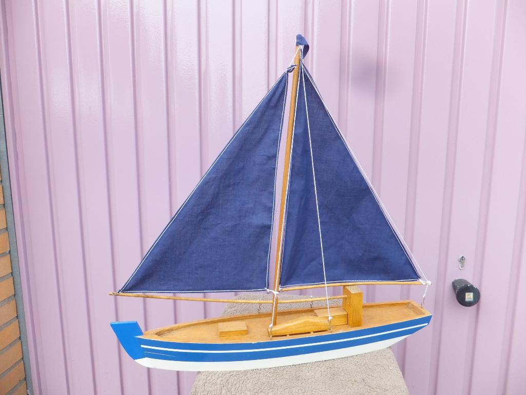 Modelzeilboot 45 cm hoog, Hobby en Vrije tijd, Ophalen of Verzenden, Zo goed als nieuw, 1:50 of kleiner, Overige merken