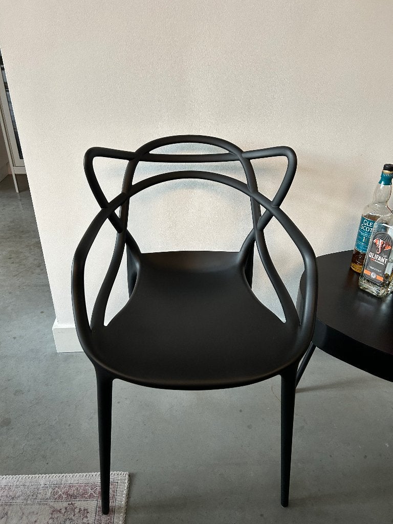 Kartell stoel Masters zwart, Ophalen, Kunststof, Zwart, Zo goed als nieuw