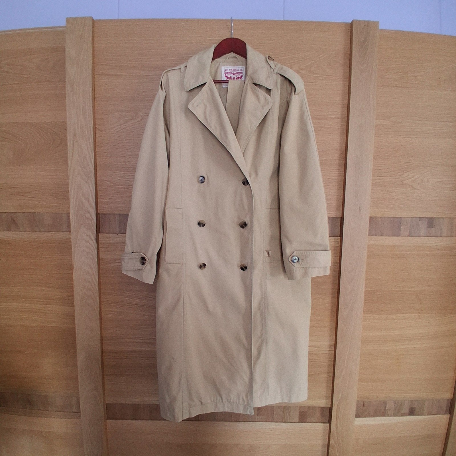 Levi's Strauss & Co. Trenchcoat Maat M Beige, Maat 38/40 (M), Beige, Ophalen of Verzenden, Zo goed als nieuw