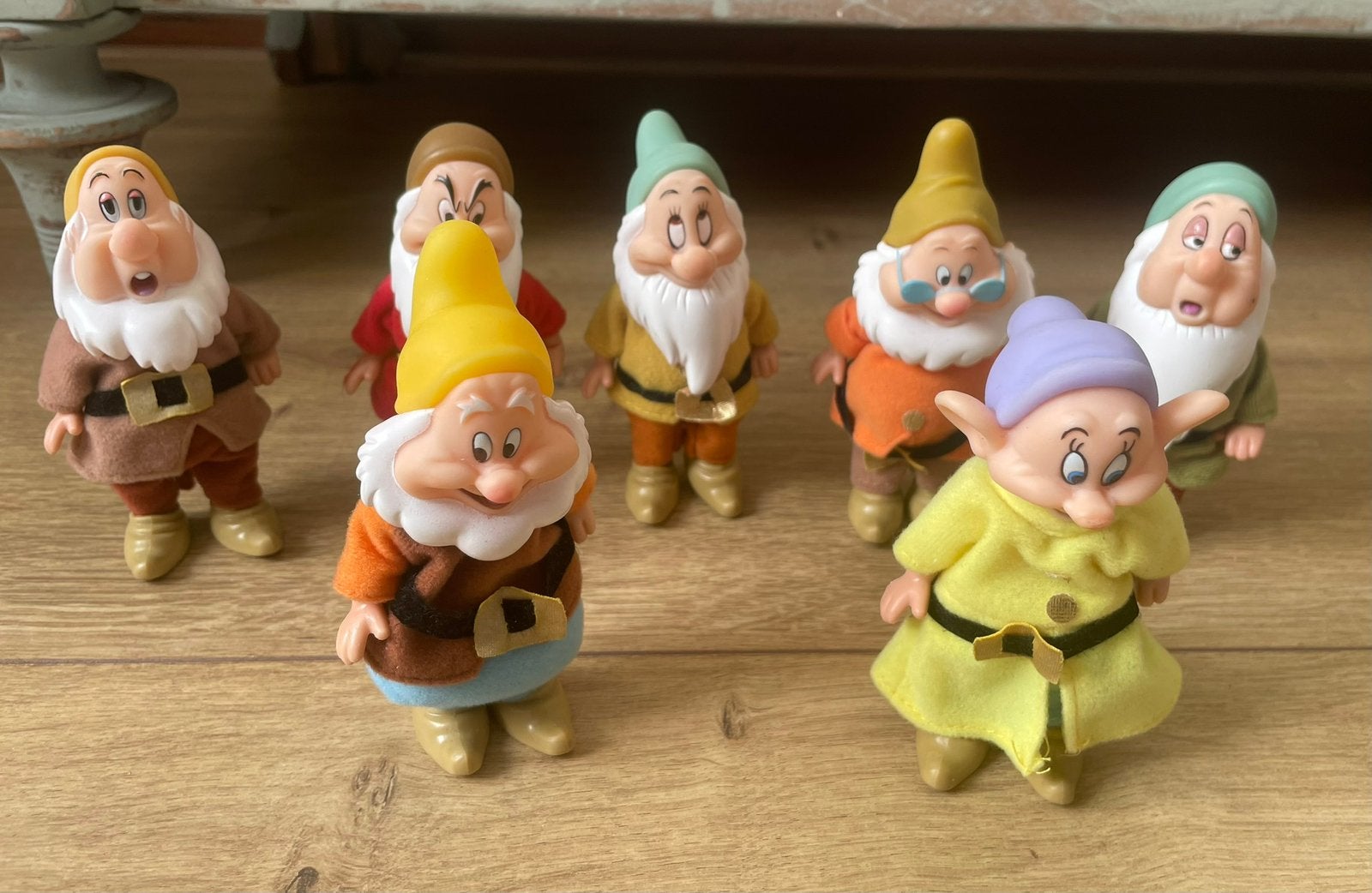 7 dwergen van Sneeuwwitje en de dwergen poppetjes, Ophalen of Verzenden, Zo goed als nieuw