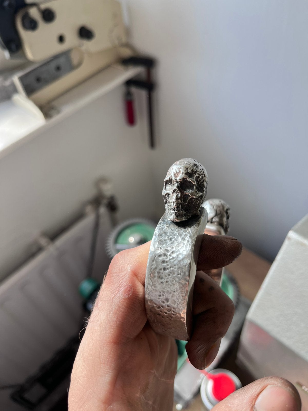 Skull cuff bijna 400 gram zilveren monster armband, Ophalen of Verzenden, Nieuw, Zilver, Zilver