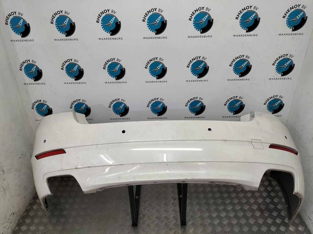 BMW 5 SERIES BUMPER ACHTER 2012, Auto-onderdelen, Gebruikt, Ophalen of Verzenden, Stiba lid, Achter