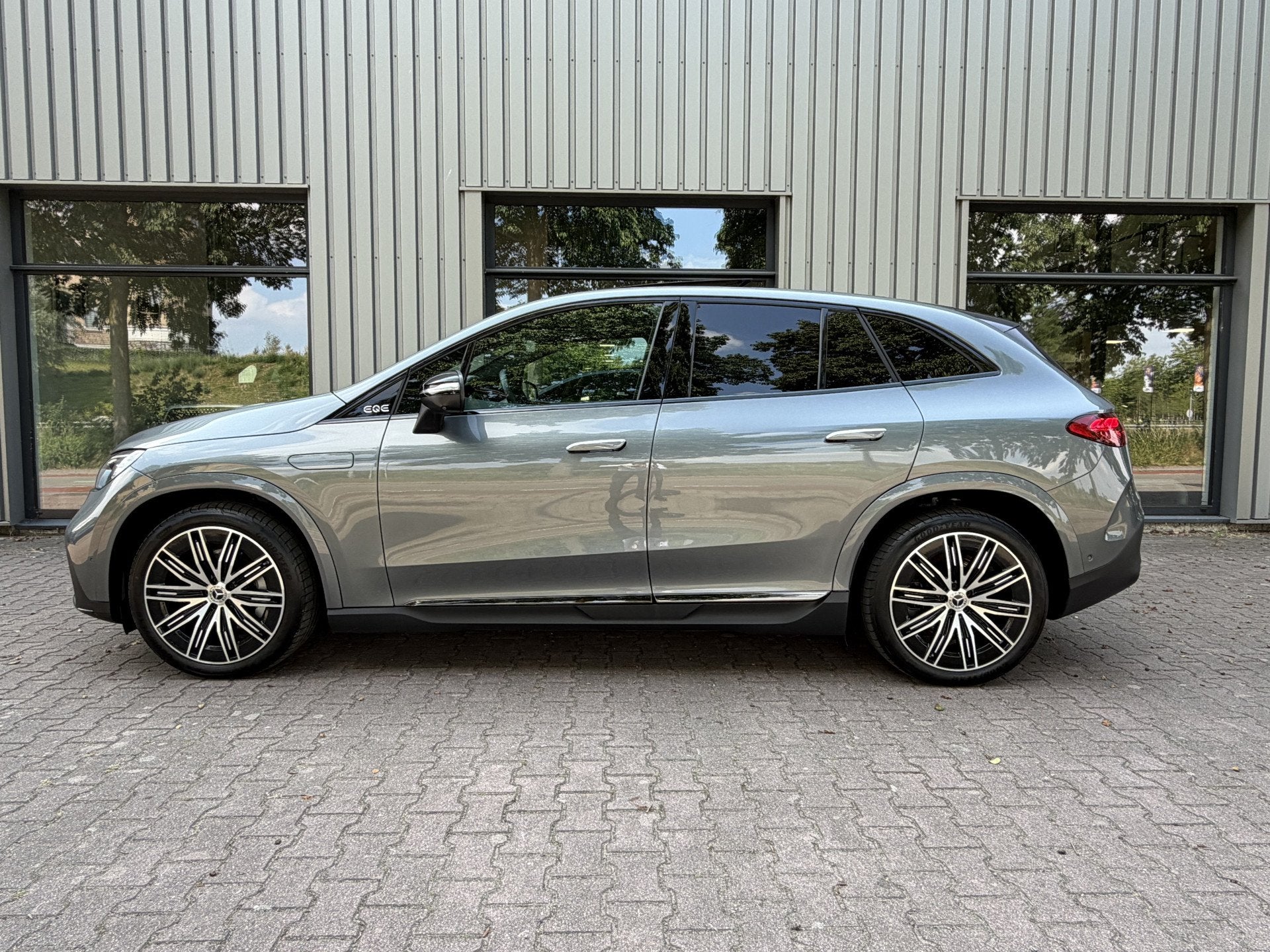Mercedes-Benz EQE SUV 350+ AMG Line 96 kWh Hyperscreen, Pano, Automaat, Achterwielaandrijving, Gebruikt, 600 km