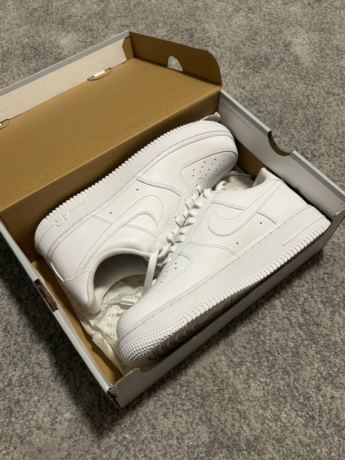 Nike Air Force 1 Low White (Maat 44), Wit, Nieuw, Ophalen of Verzenden, Sneakers of Gympen