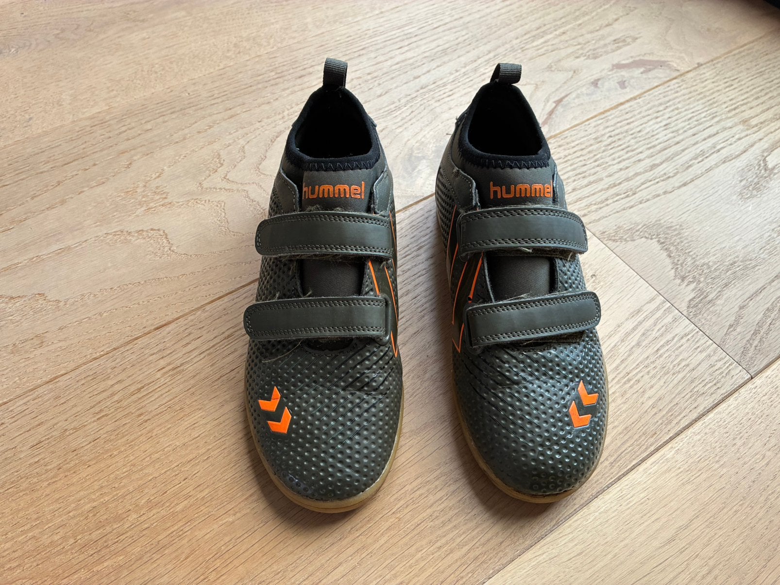 Hummel Zoom JR maat 34 indoor voetbalschoenen gymschoenen, Sport en Fitness, Ophalen of Verzenden, Zo goed als nieuw, Schoenen