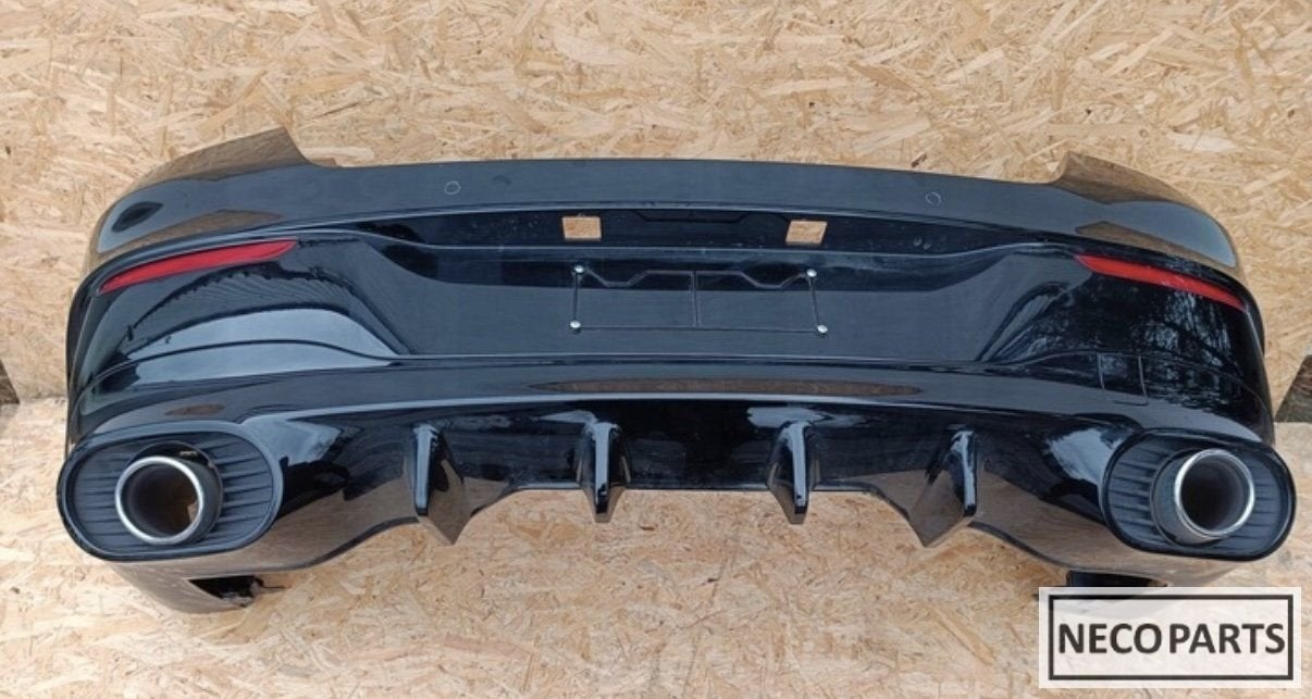 BUMPER CLA W118 35 AMG ACHTERBUMPER KLEUR 040 ALLESLEVERBAAR, Gebruikt, Ophalen of Verzenden, Achter, -