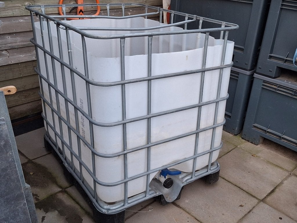 2x watervat 1000 liter,  opslagvat brandhout watervat ibc, 150 liter of meer, Ophalen, Gebruikt, Kunststof