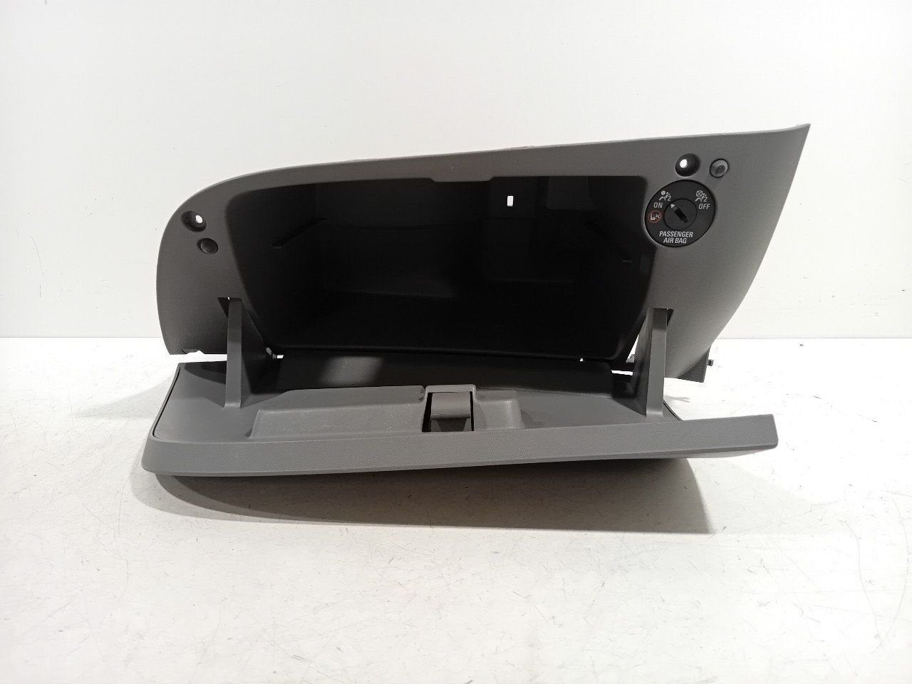 Dashboardkastje Opel Corsa, Onderdelen@venauto.nl, Van der Ven Autorecycling B.V., Gebruikt, Ettenseweg 76, 4706 PB Roosendaal, The Netherlands