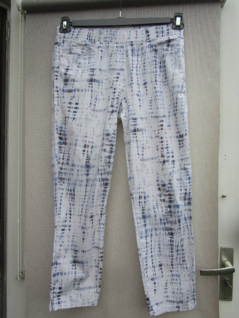 Zomerbroek/broek RAPHAELA by BRAX  mt  40 wit/blauw, Maat 38/40 (M), Blauw, Ophalen of Verzenden, Zo goed als nieuw