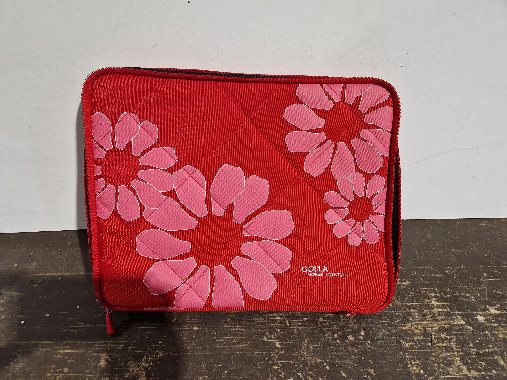 Leuke vrolijke laptoptas van Golla, Gebruikt, 17 inch of meer, Aktetas, Ophalen of Verzenden