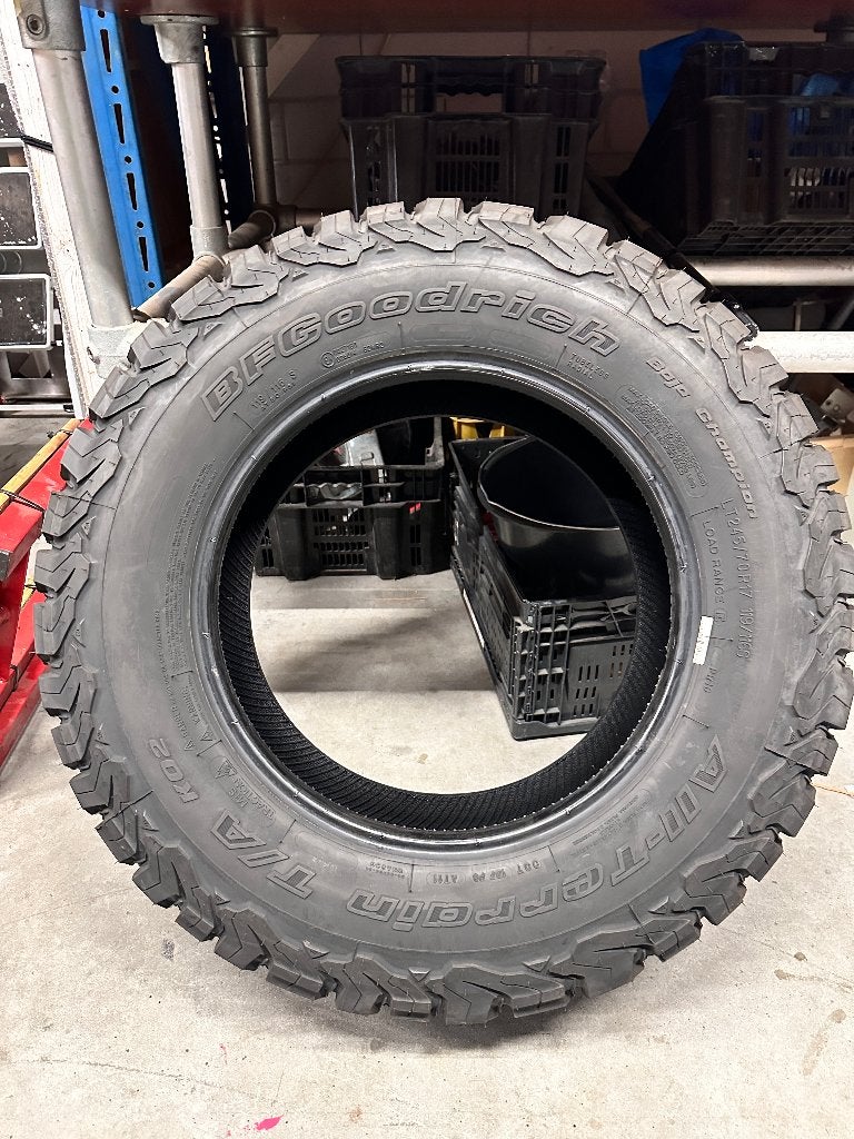 1x BF Goodrich KO2 - LT245/70 R17 119/165, Ophalen, Nieuw