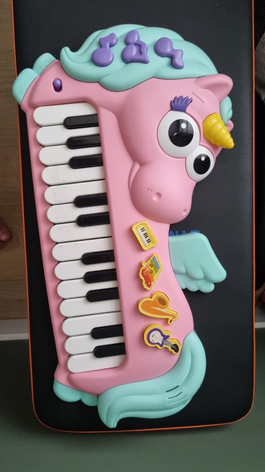 Eenhoorn keyboard met geluid en licht, Ophalen of Verzenden, Gebruikt, Overige typen, Met licht
