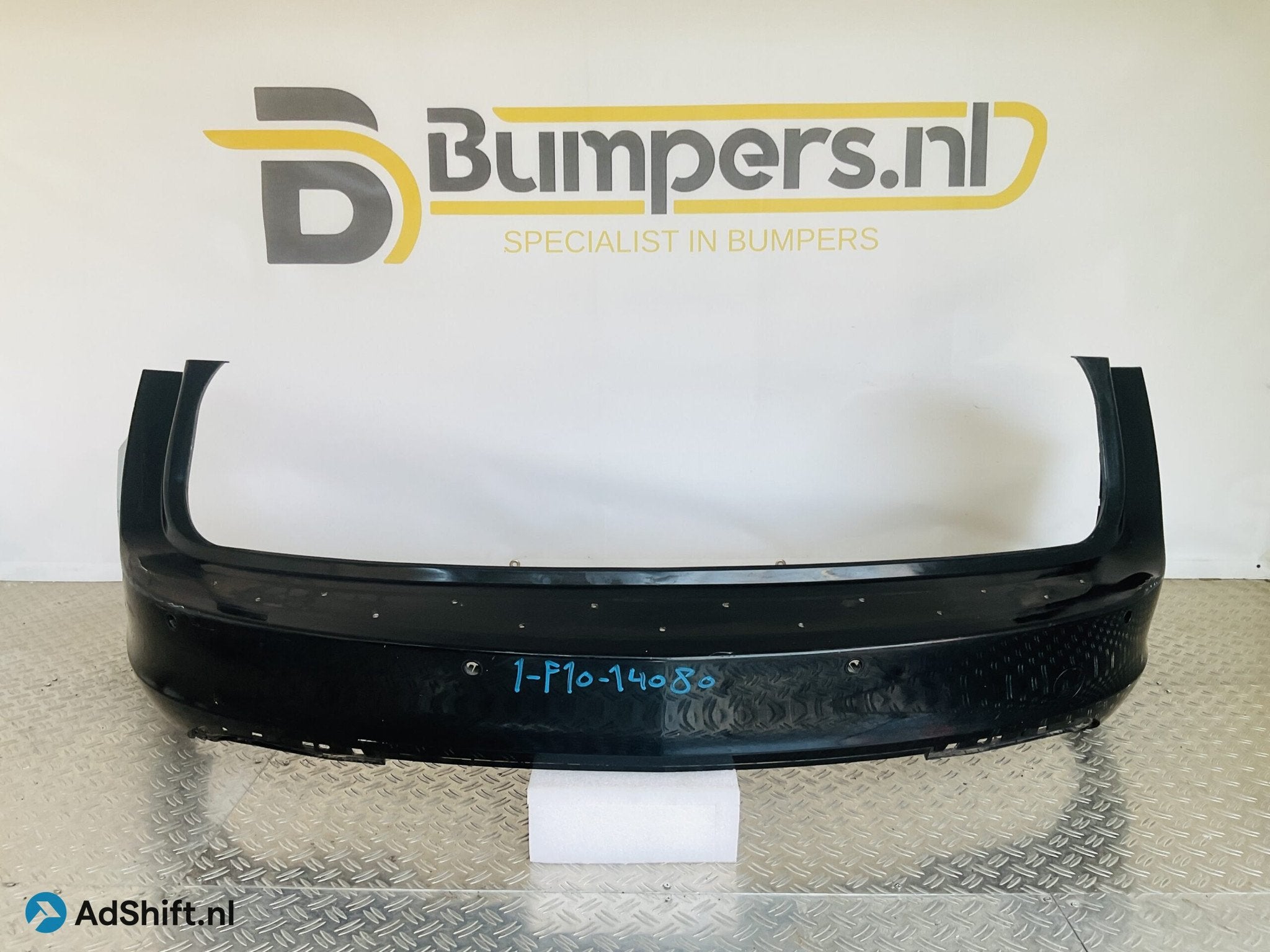 Bumper Opel Insignia Sport Tourer 13239098 Achterbumper 1-F1, Auto-onderdelen, Bumper