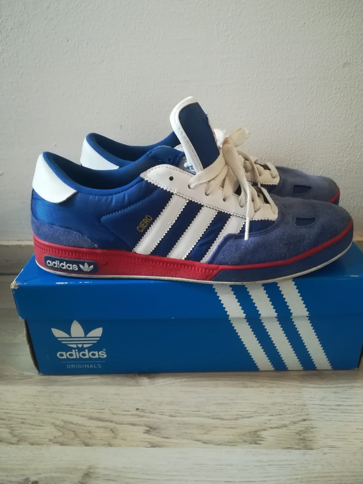 Zeldzame Adidas Ciero Sneakers – Retro Blauw/Rood  maat 45, Ophalen of Verzenden, Zo goed als nieuw, Overige kleuren