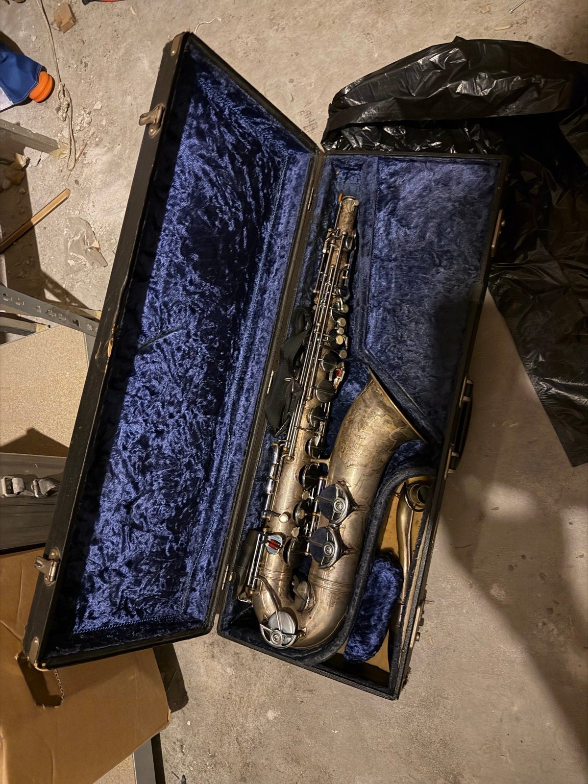 Vintage SML Saxofoon (Serienummer 8386) met originele koffer, Ophalen, Gebruikt, Tenor, Met koffer
