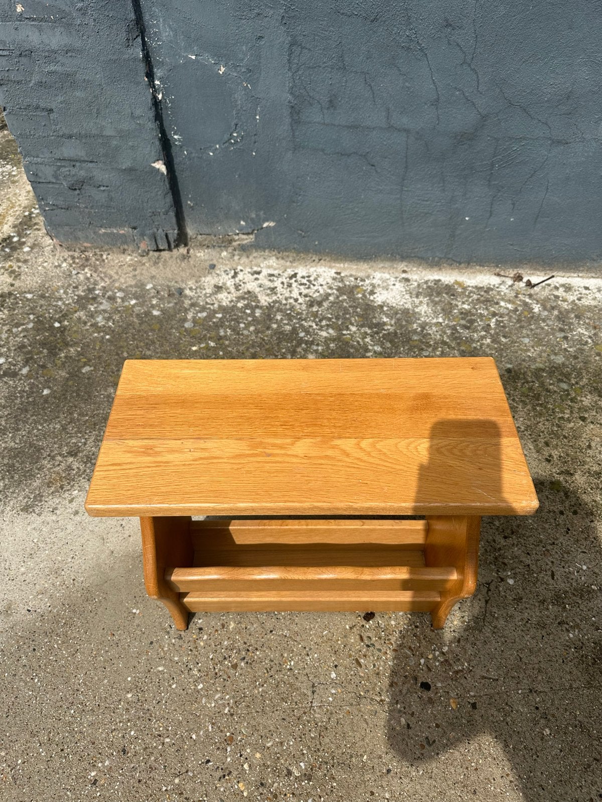 Houten krantenbak - 47x50x23 cm, Huis en Inrichting, Woonaccessoires | Krantenbakken en Lectuurbakken, Ophalen, Gebruikt