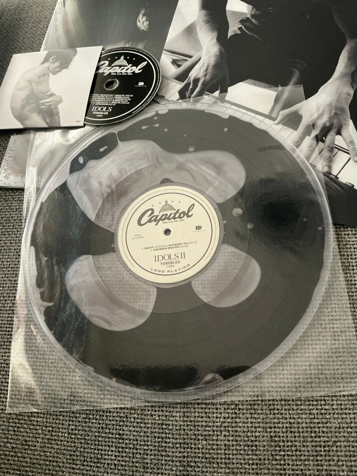 Yungblud Idols II luiquid filled lp + cd - sold out lim. ed., Ophalen of Verzenden, Nieuw in verpakking