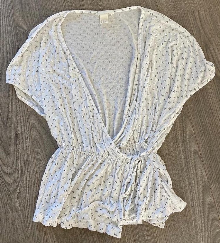 Lieve witte overslag top blousje , maatje XS 34, H&M, Wit, Ophalen of Verzenden, Korte mouw