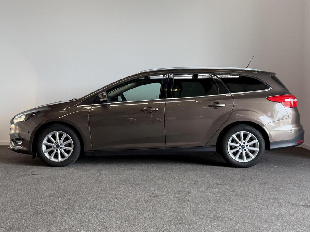 Ford Focus Wagon 1.0 Titanium navigatie! Stoelverwarming! Ze, Gebruikt, Euro 6, Bruin, Handgeschakeld