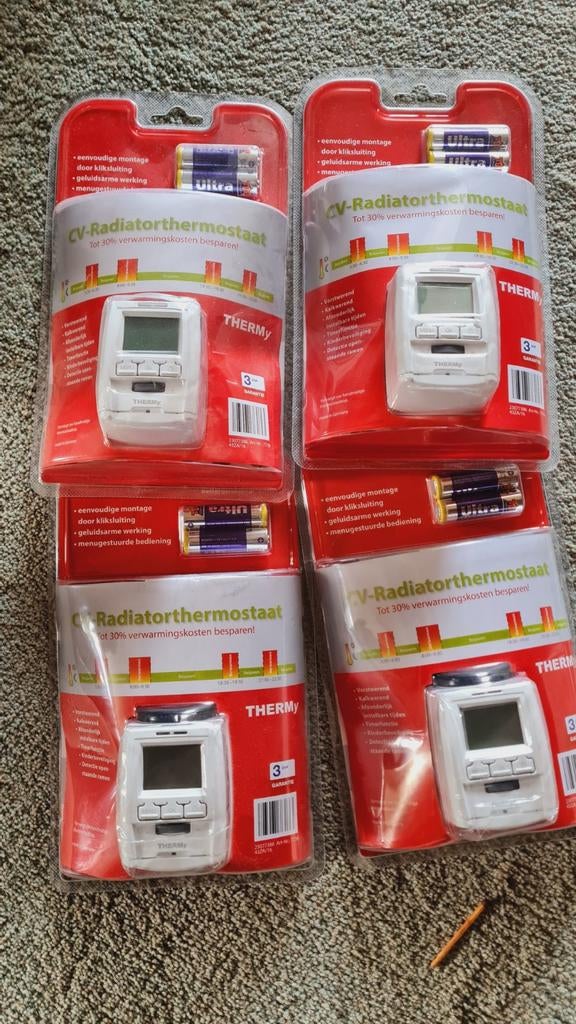 Nieuwe Thermy CV-Radiatorthermostaat (4 stuks), Ophalen of Verzenden