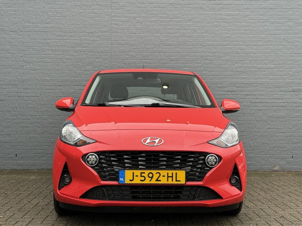 Hyundai i10 1.0i 67pk Automaat Comfort Smart | Navigatie | C, Stof, Gebruikt, 899 kg, Origineel Nederlands
