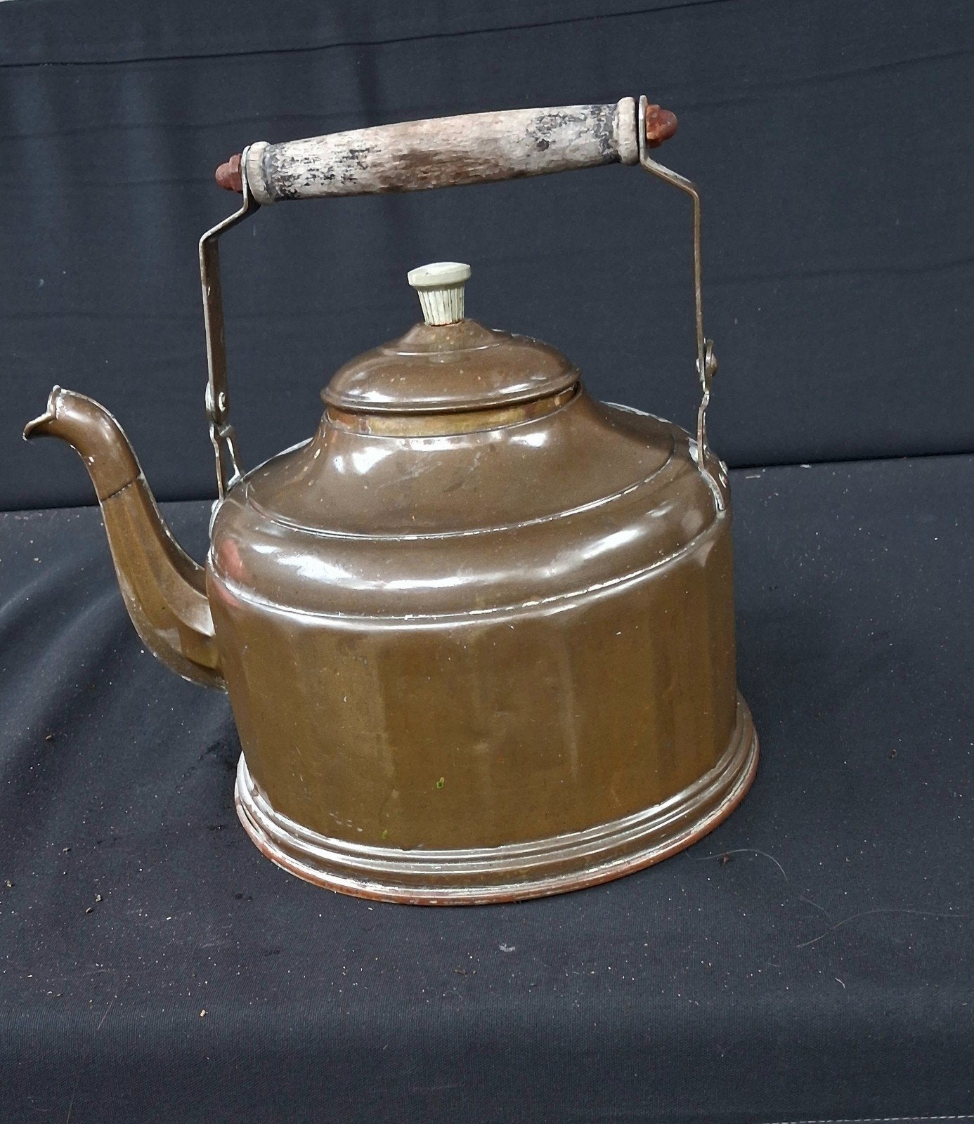 Antieke koperen ketel met houten handvat, Antiek en Kunst, Ophalen