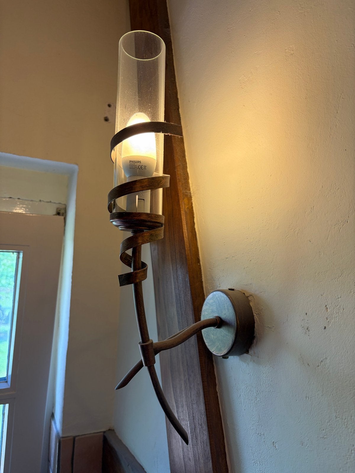 Rustieke wandlamp met glazen cilinder en spiraaldesign, Ophalen, Bruin, E27 (groot), Zo goed als nieuw