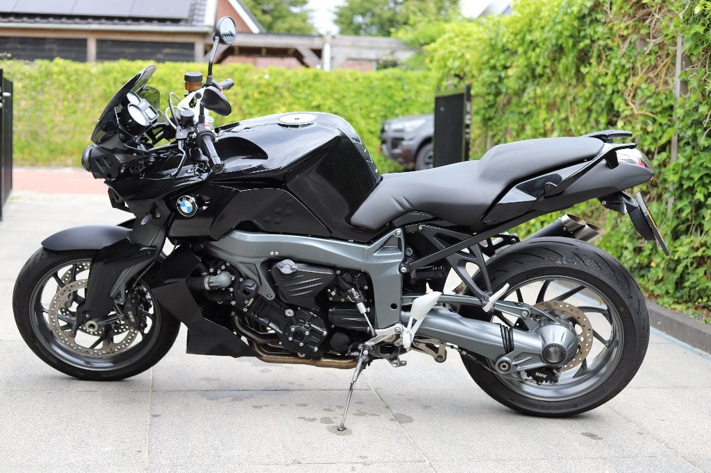 Foto 10 van BMW K1300R | 29.950 km | ESA | Quickshifter | RDC | Historie