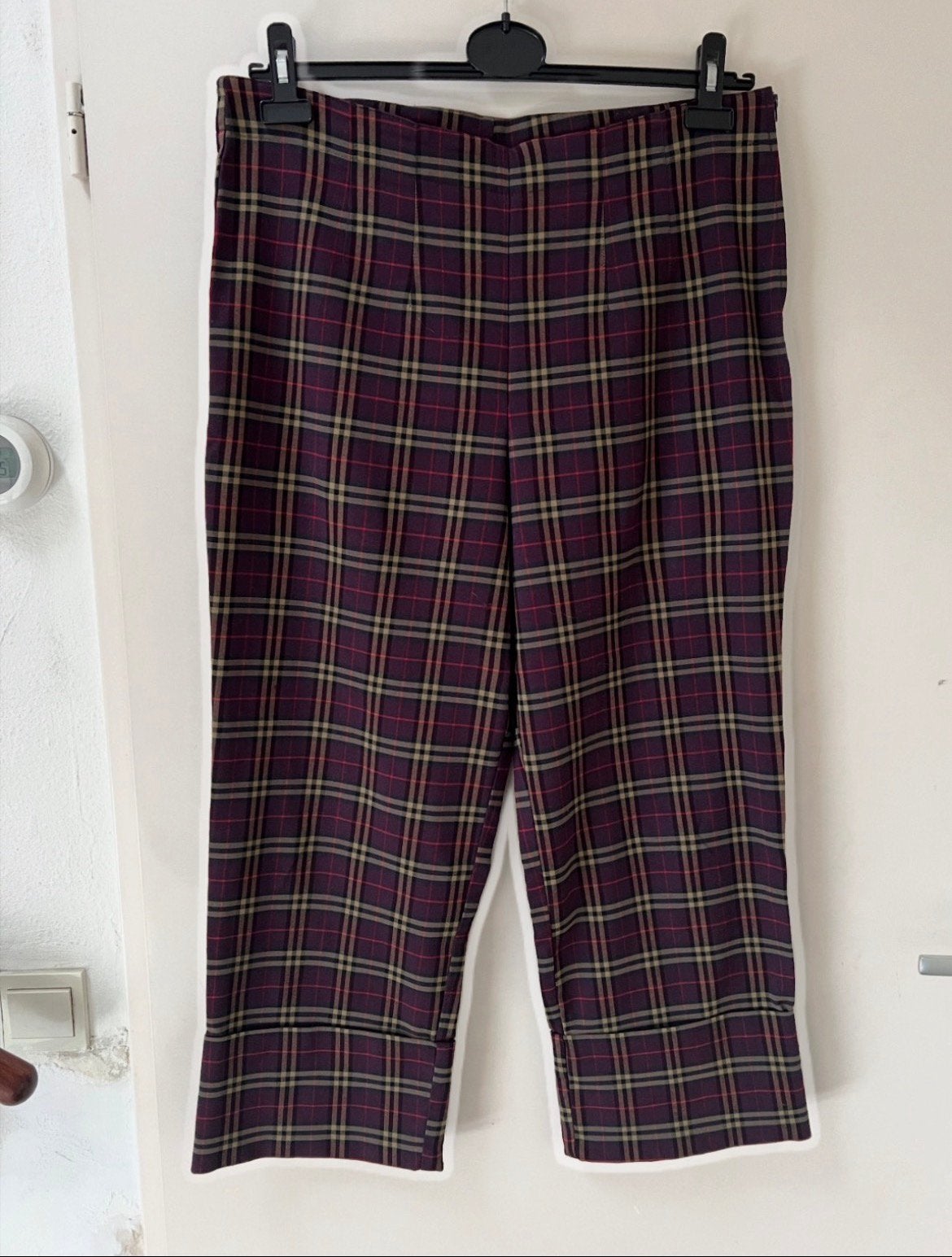 Paars geruite herfst/winter capri broek. Maat 44. Merk, Paars, Maat 42/44 (L), Ophalen of Verzenden, Driekwart