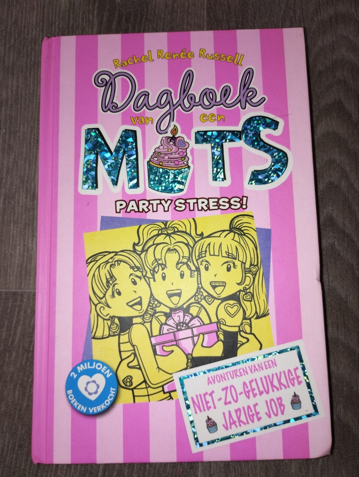 Rachel Renée Russell - Partystress!, Boeken, Ophalen, Rachel Renée Russell, Zo goed als nieuw, Fictie