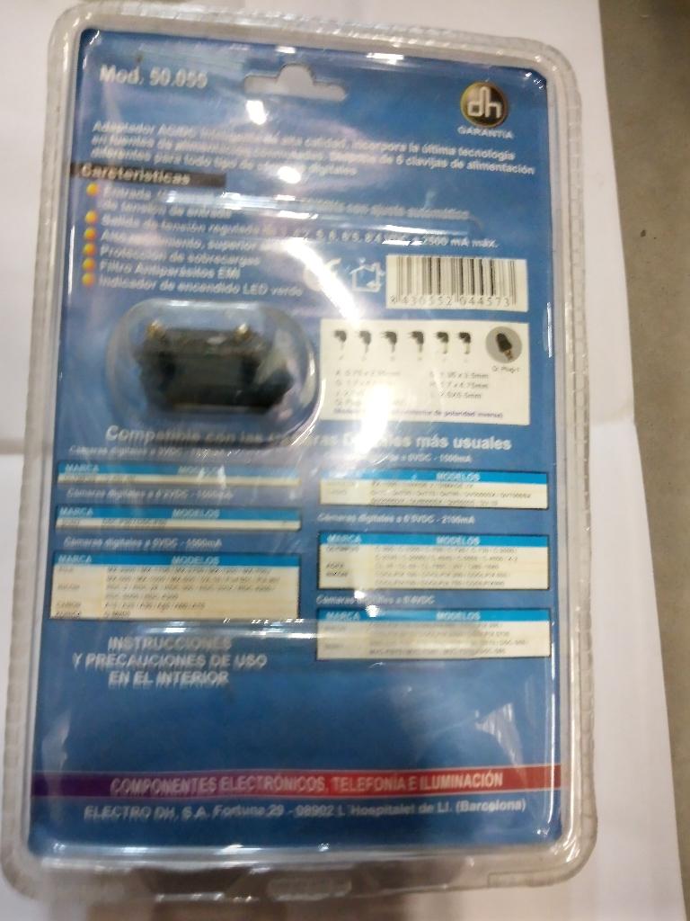adaptor, Computers en Software, Pc- en Netwerkkabels, Ophalen of Verzenden, Nieuw