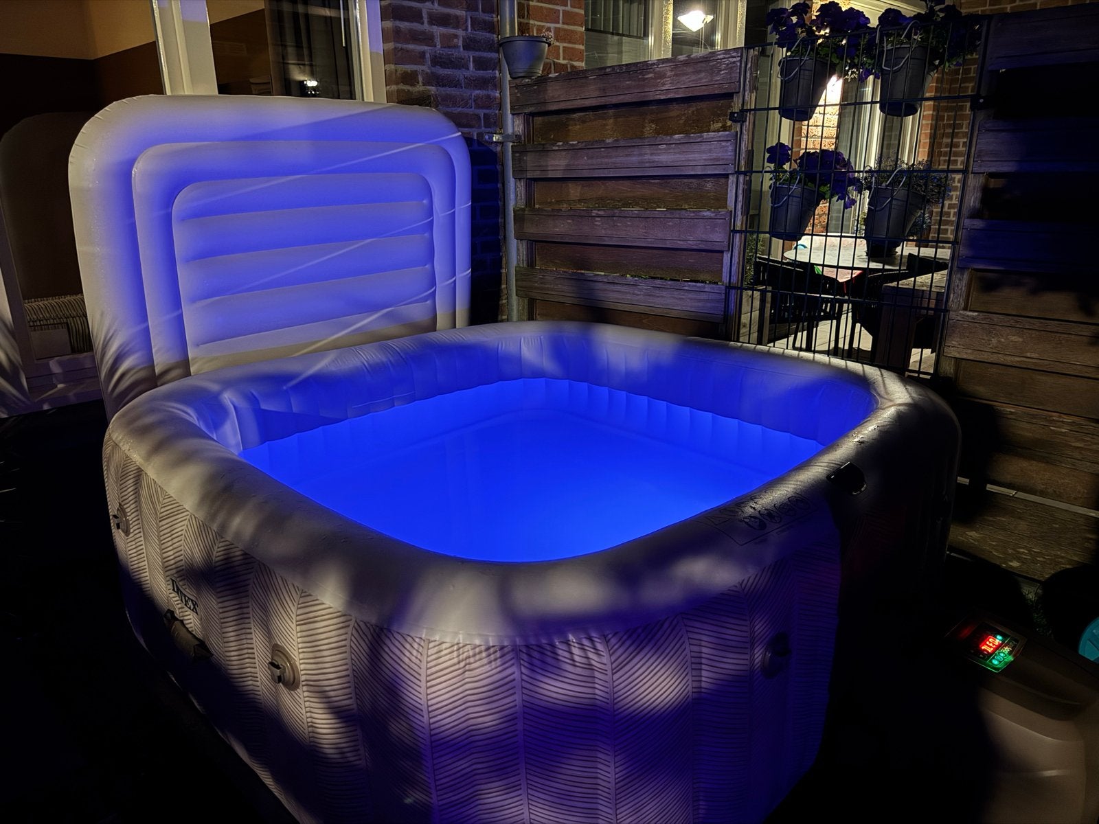 200x200 cm Intex Pure Spa Bubble Therapy opblaasbare jacuzzi, Ophalen, Zo goed als nieuw, Afdekzeil, Opblaasbaar