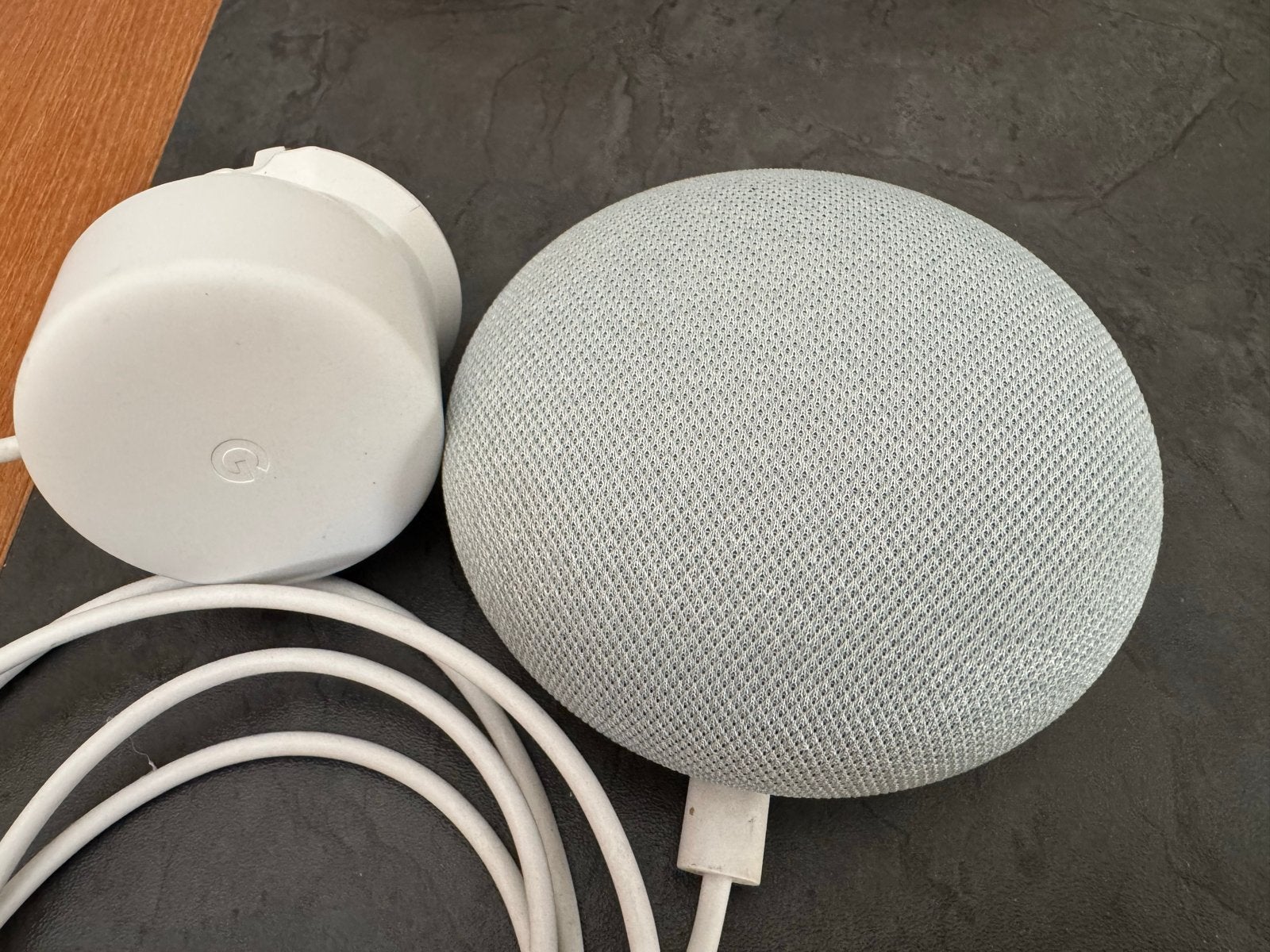 Google Home Mini - Slimme Speaker, Slimme speaker, Google, Inclusief oplader, Ophalen of Verzenden