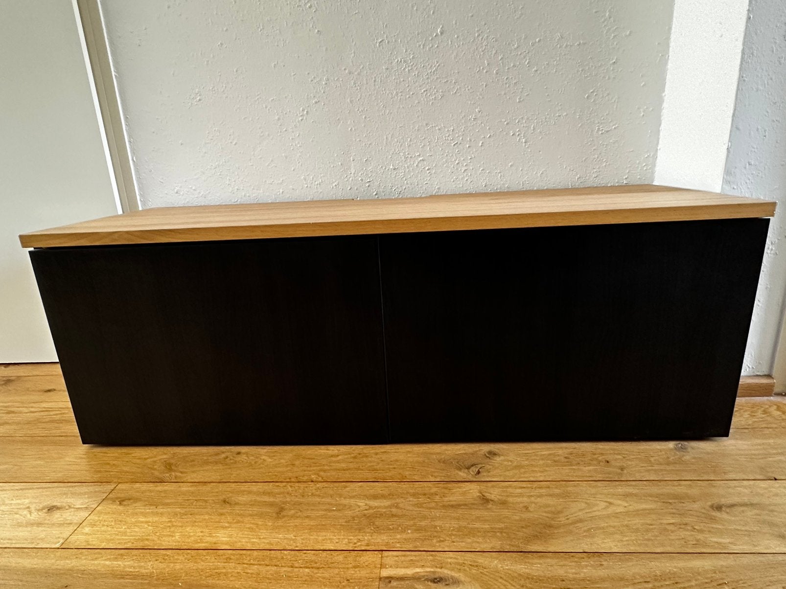 Tv meubel ikea besta, Huis en Inrichting, Kasten | Televisiemeubels, Ophalen, 100 tot 150 cm, Zo goed als nieuw, Minder dan 100 cm