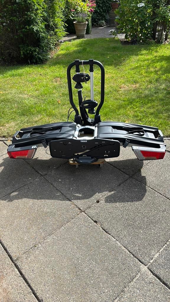 Thule EasyFold XT  933, Auto diversen, Fietsendragers, Ophalen, Elektrische fiets, Zo goed als nieuw, 2 fietsen