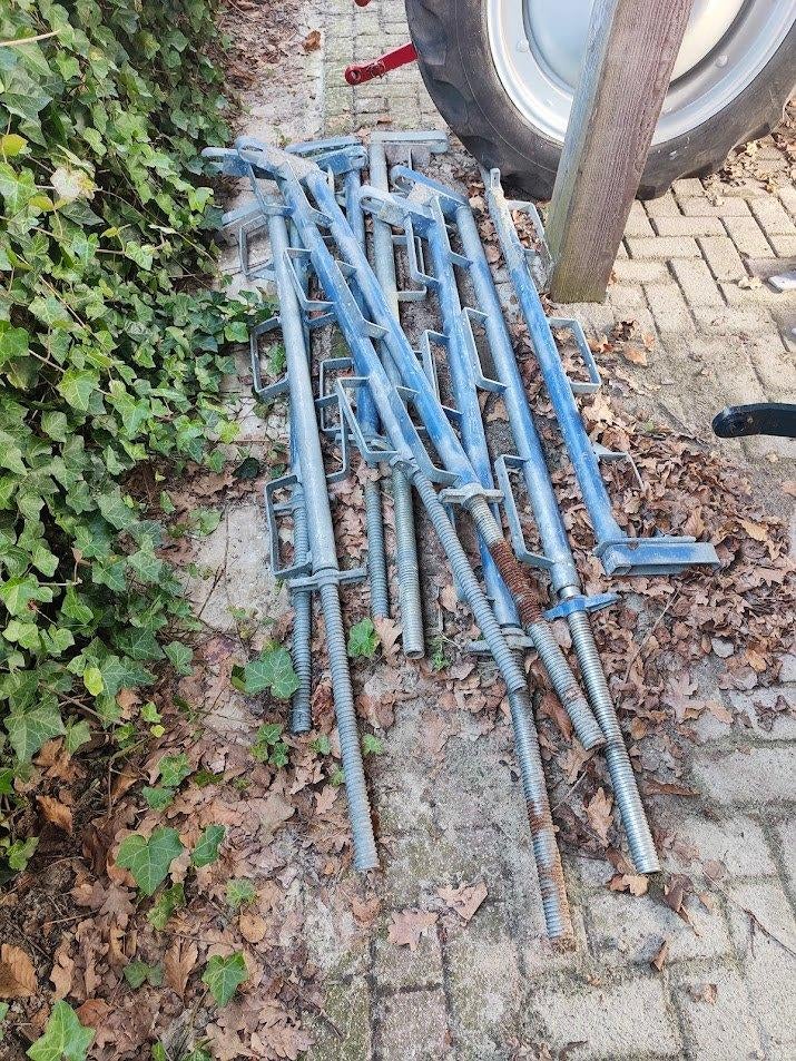 Klembalusters + Trapgat Randbeveiliging, Ophalen