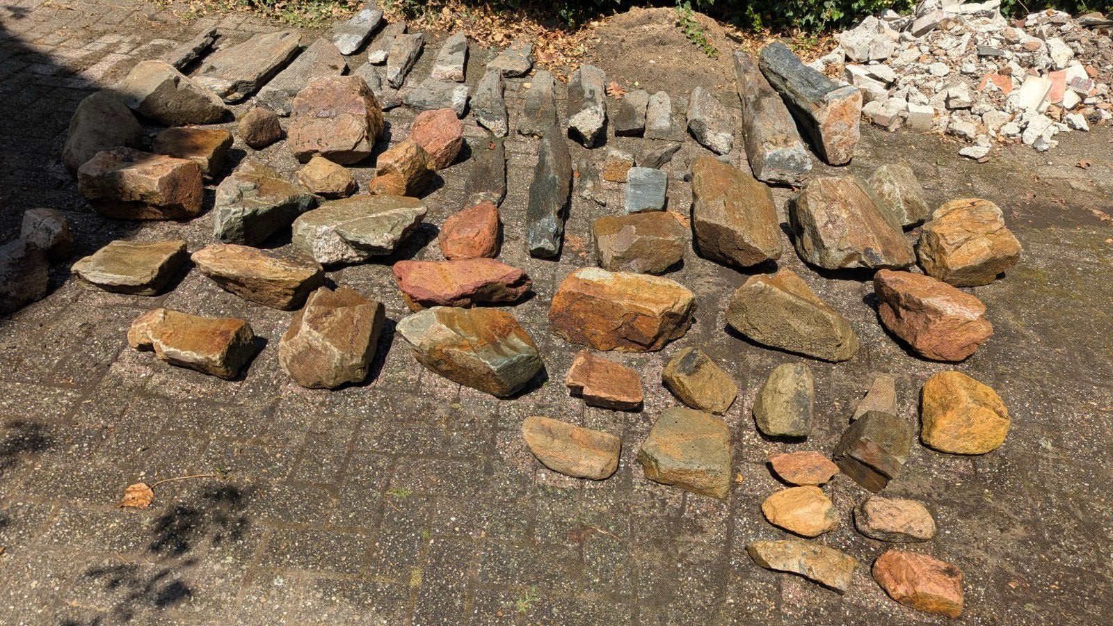 Diverse natuurstenen: rotsen, keien en leisteen, Ophalen, Gebruikt, Kei, Leisteen