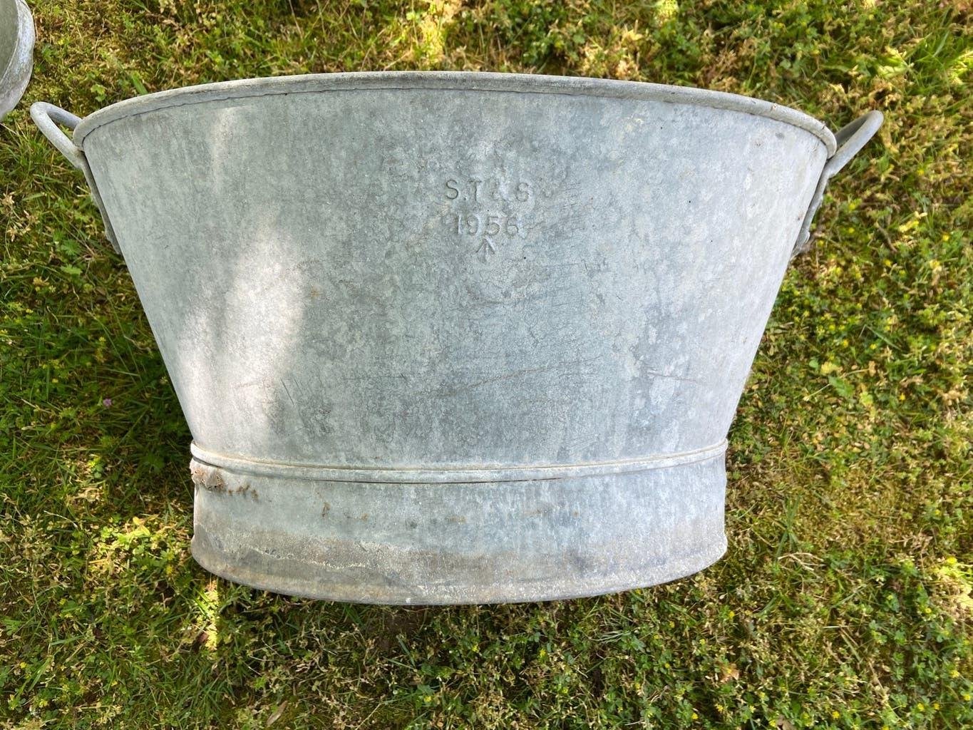 SCHUUR OPRUIMING oude Zinken teil 1956 plantenbak bloembak, Ophalen