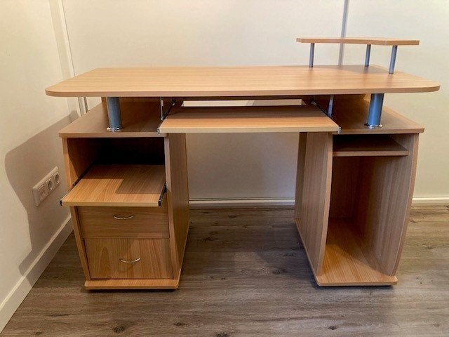 computer/game bureau incl. bureaustoel, Ophalen, Scandinavisch, Spaanplaat of MDF, Zo goed als nieuw