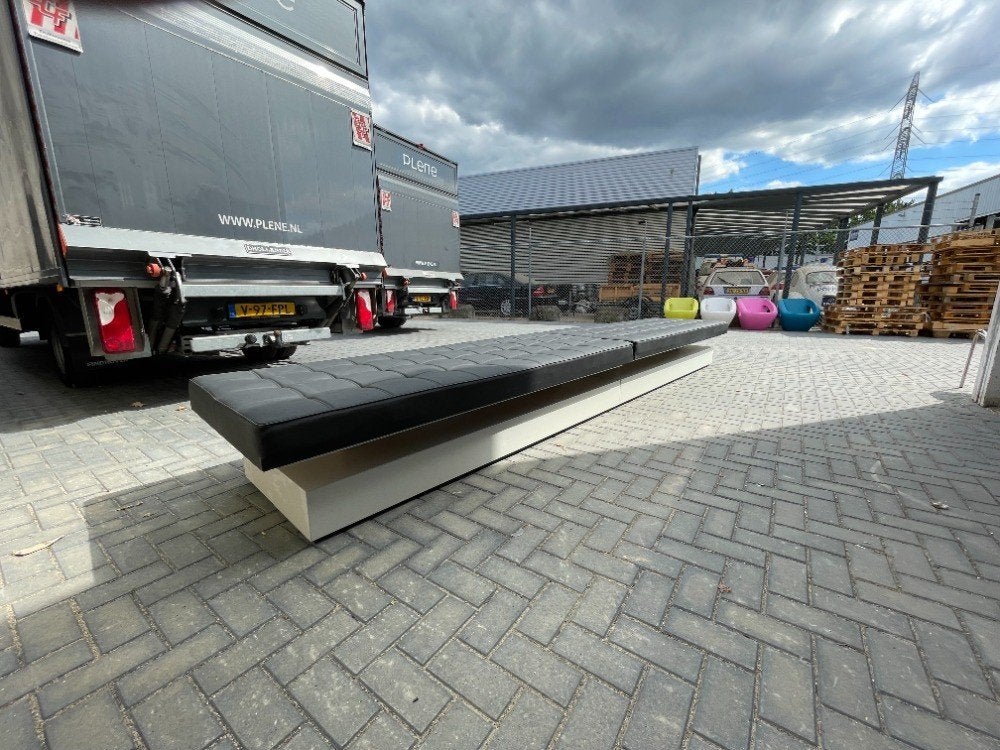 Lounge/ontvangstbank gratis af te halen!, Huis en Inrichting, Ophalen, Zo goed als nieuw, Vierpersoons of meer, Minder dan 150 cm