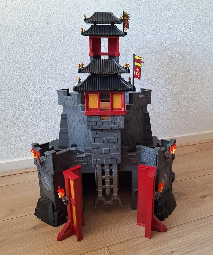 Playmobil kasteel met draak en veel andere gave dingen, Ophalen, Gebruikt