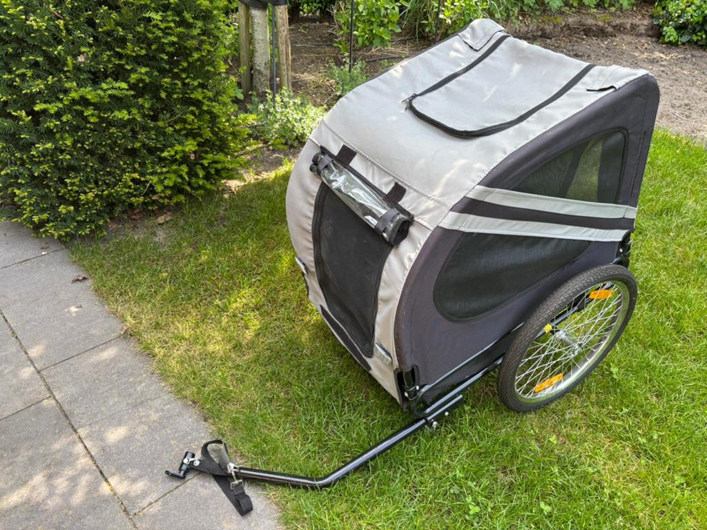 Fietskar voor de hond, Ophalen of Verzenden, Zo goed als nieuw, Hondenkar, Opvouwbaar