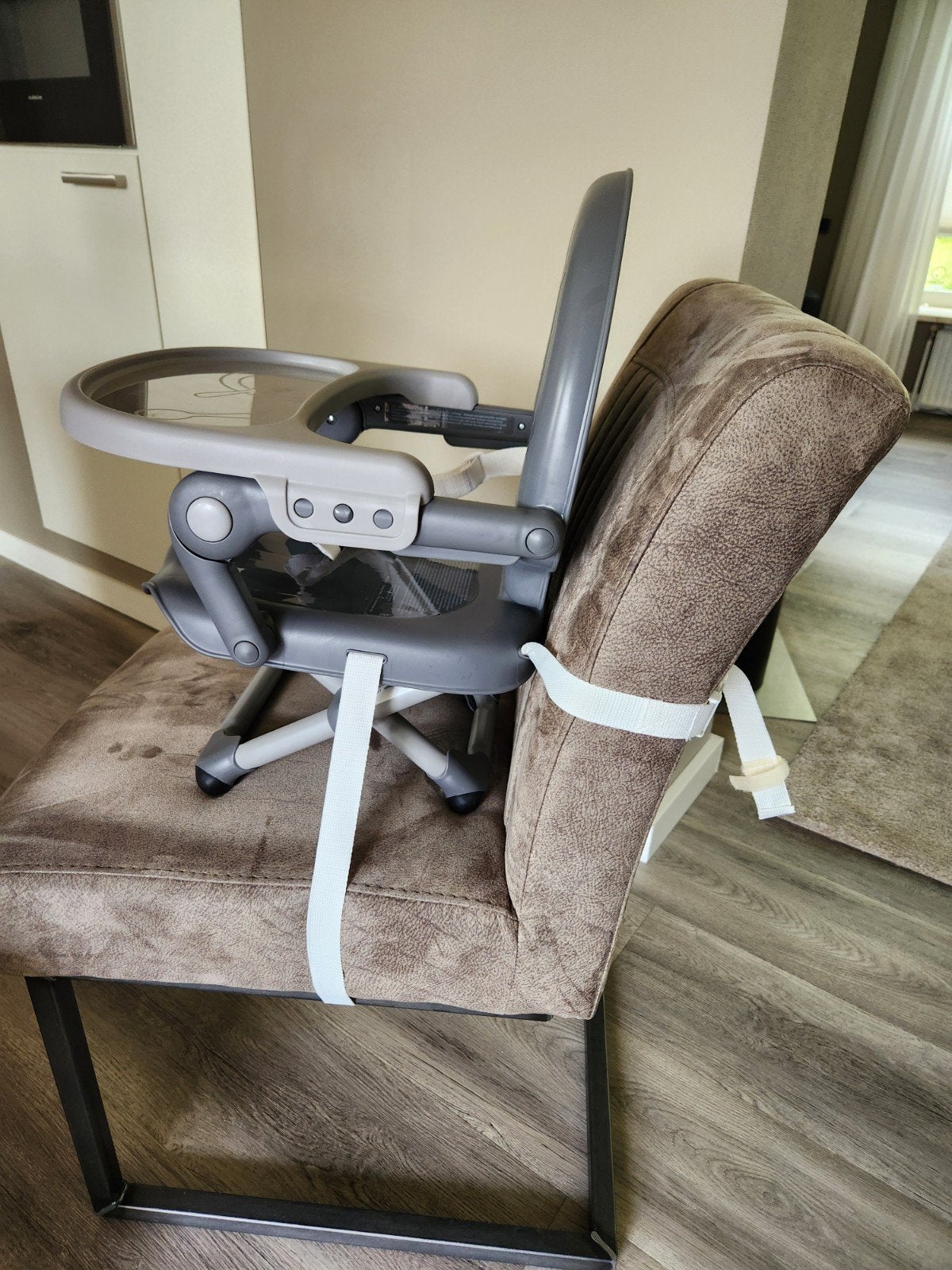 Chicco inklapbare stoelverhoger/eetstoel, Kinderen en Baby's, Kinderstoelen, Ophalen of Verzenden, Nieuw, Inklapstoel