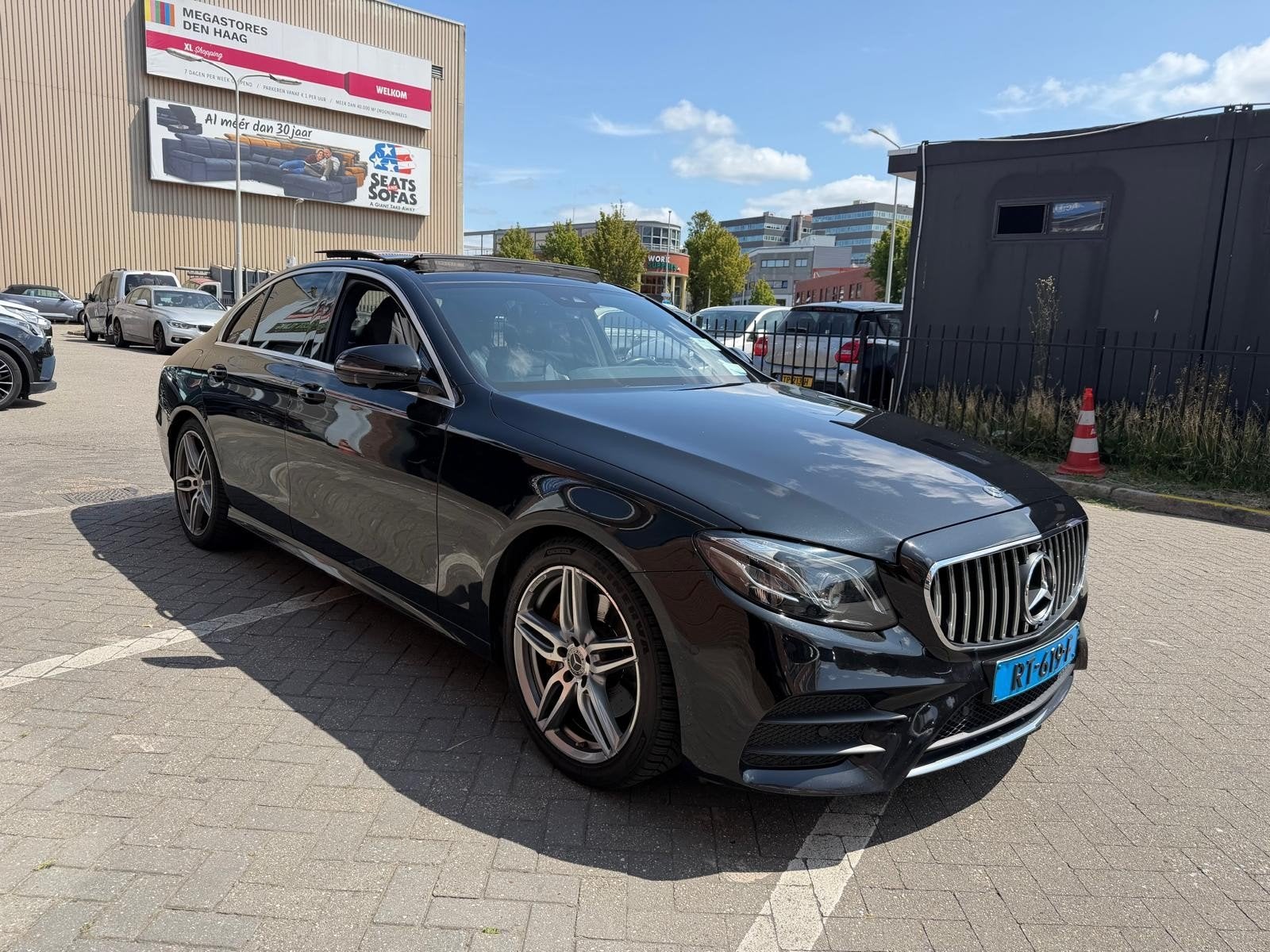 Mercedes-Benz E-Klasse E220 d 194pk 9G-TRONIC 2018 Zwart, Auto's, Automaat, Achterwielaandrijving, 194 pk, 4 cilinders