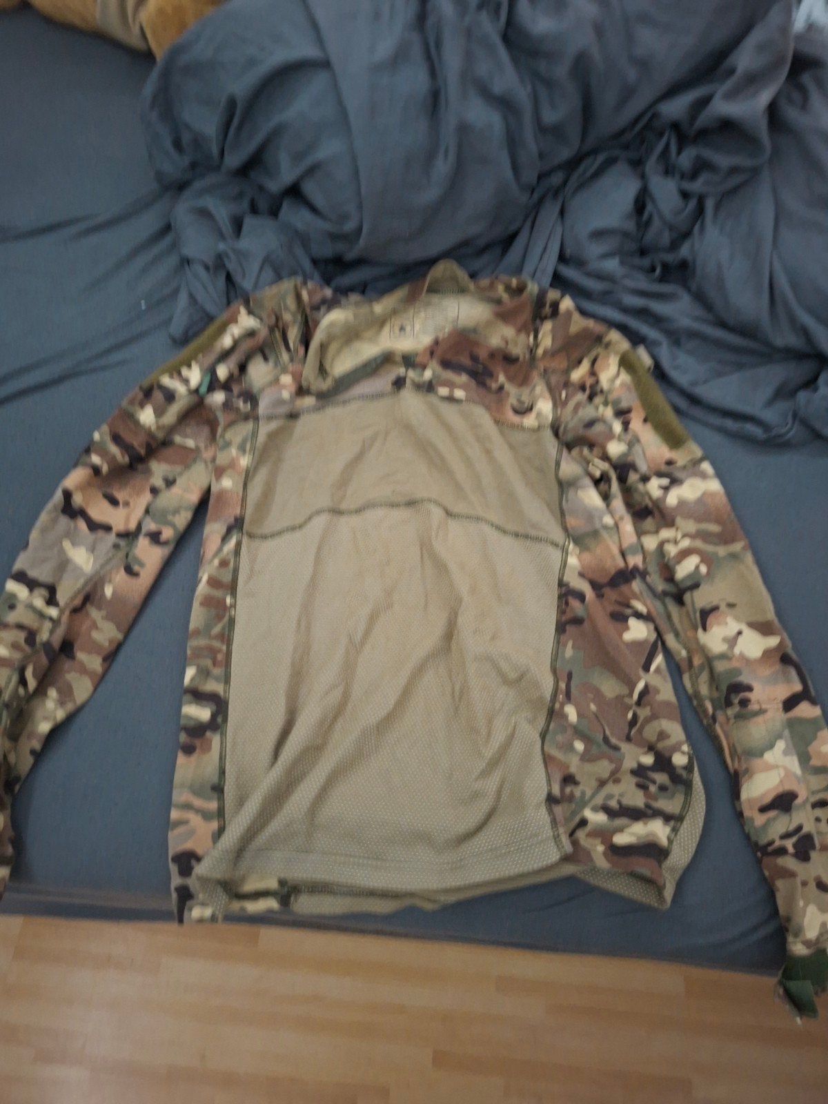 Tactical Combat Shirt - Maat L - Camouflage, Ophalen, Zo goed als nieuw, Maat 52/54 (L), Meerkleurig