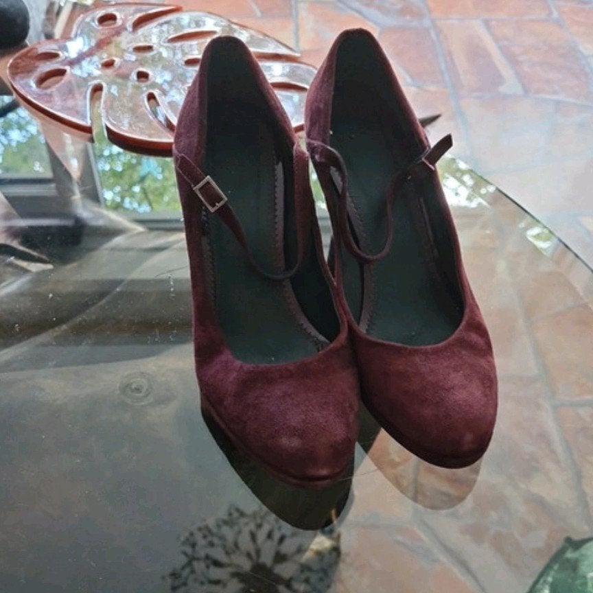 Manfield Pumps Maat 40 Bordeauxrood, Pumps, Ophalen of Verzenden, Zo goed als nieuw, Manfield