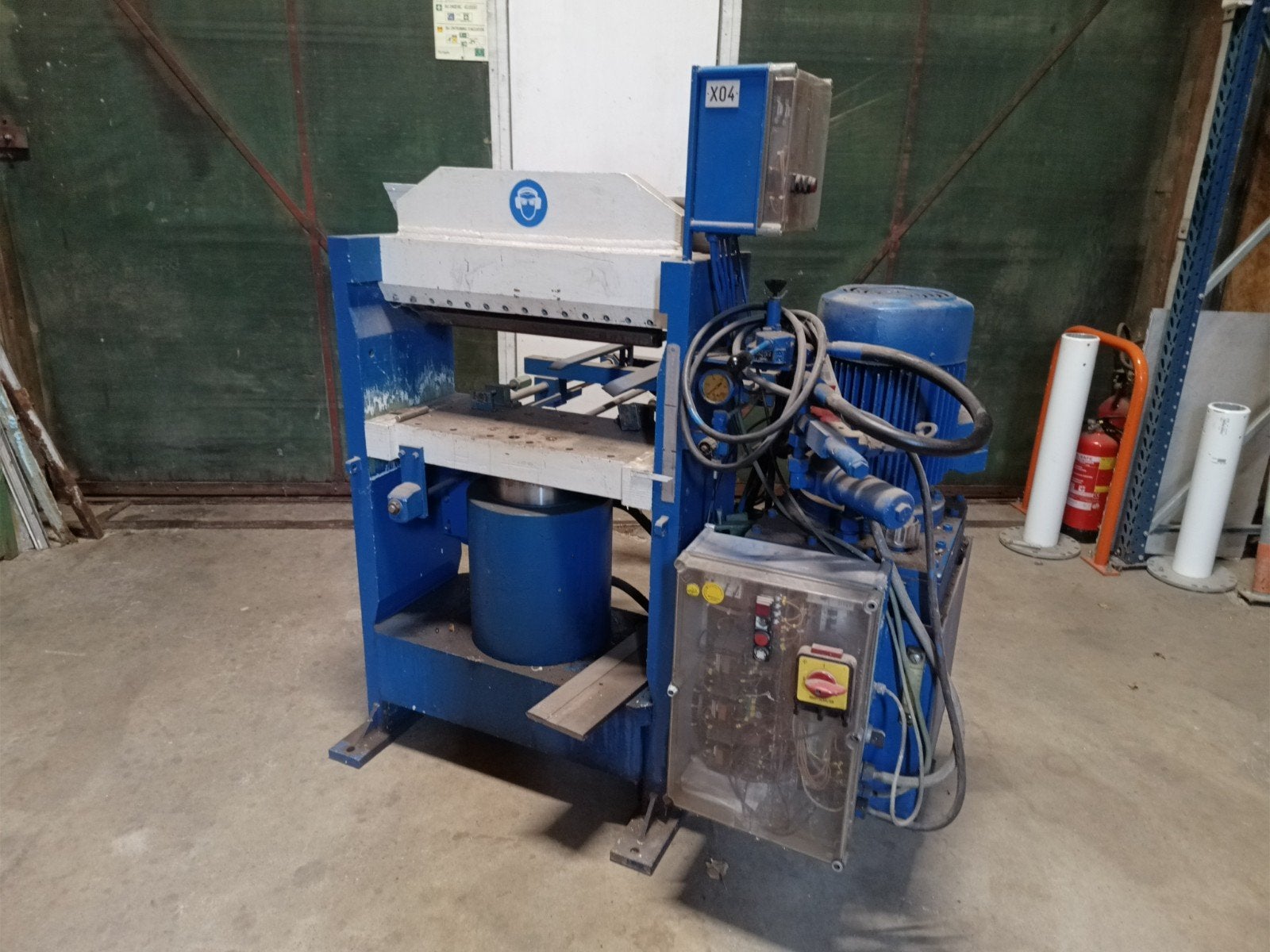 Hydraulische pers 200 ton, Ophalen, Gebruikt