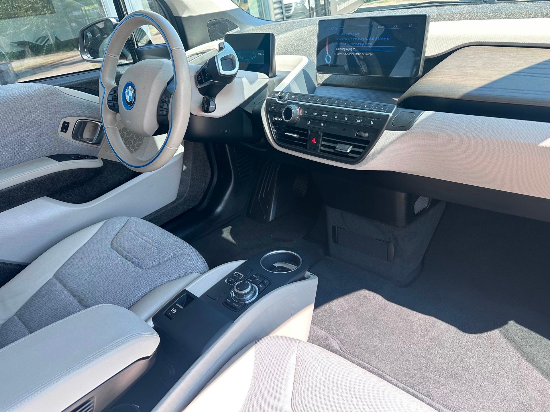 BMW I3 22 kWh 170pk WARMTEPOMP /SOH 86% / 20"/ NL-Auto / Lee, Automaat, Achterwielaandrijving, Gebruikt, 4 stoelen