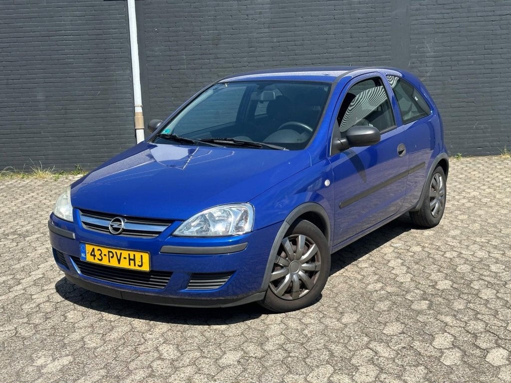 Opel Corsa 1.2-16V Rhythm, APK 13-04-2027 (bj 2004), Gebruikt, 4 cilinders, Blauw, 1229 cc