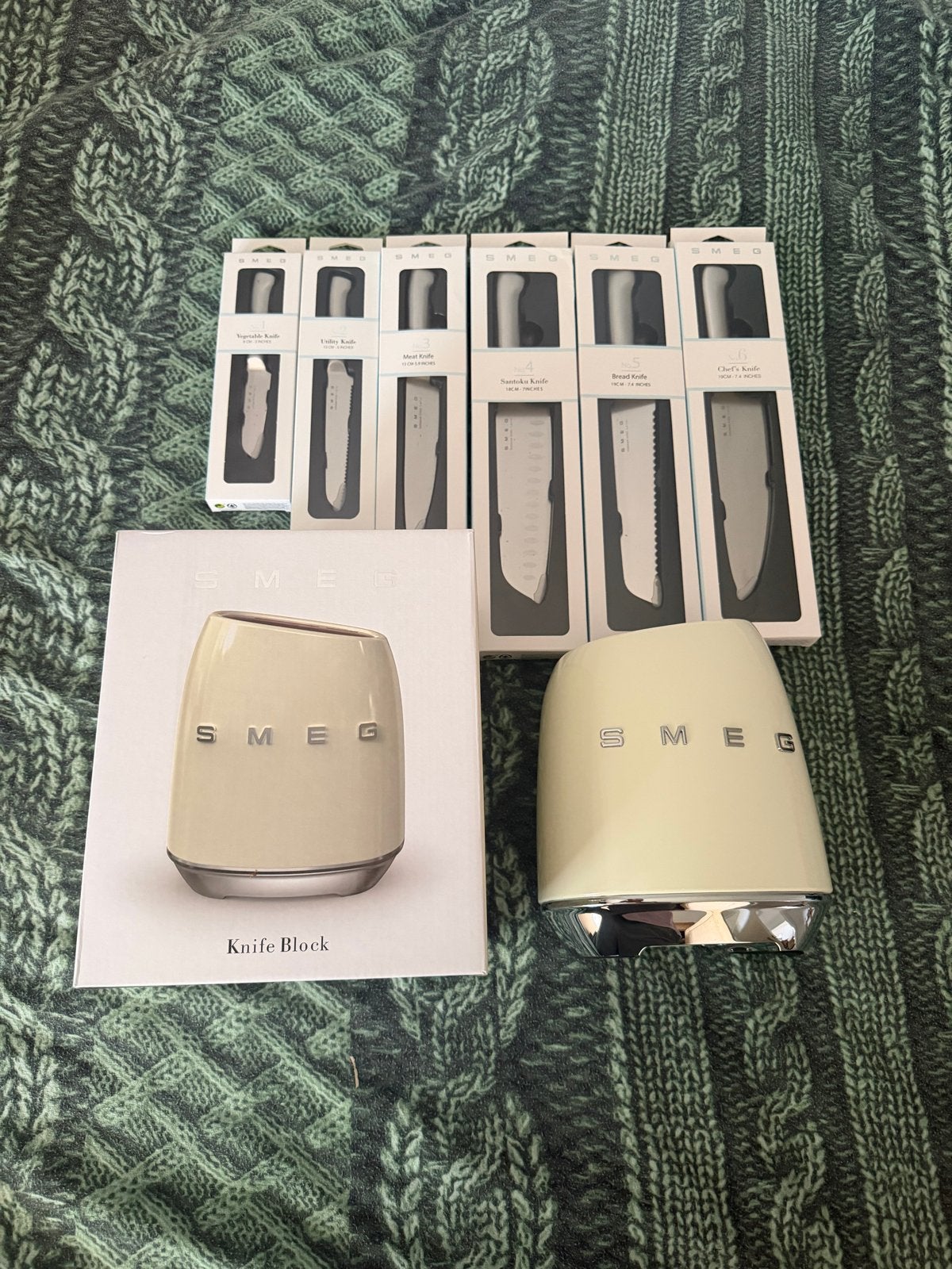 Smeg Messenblok met 6-delige Messenset - Crème/Beige, Overige materialen, Nieuw, Ophalen of Verzenden, Smeg